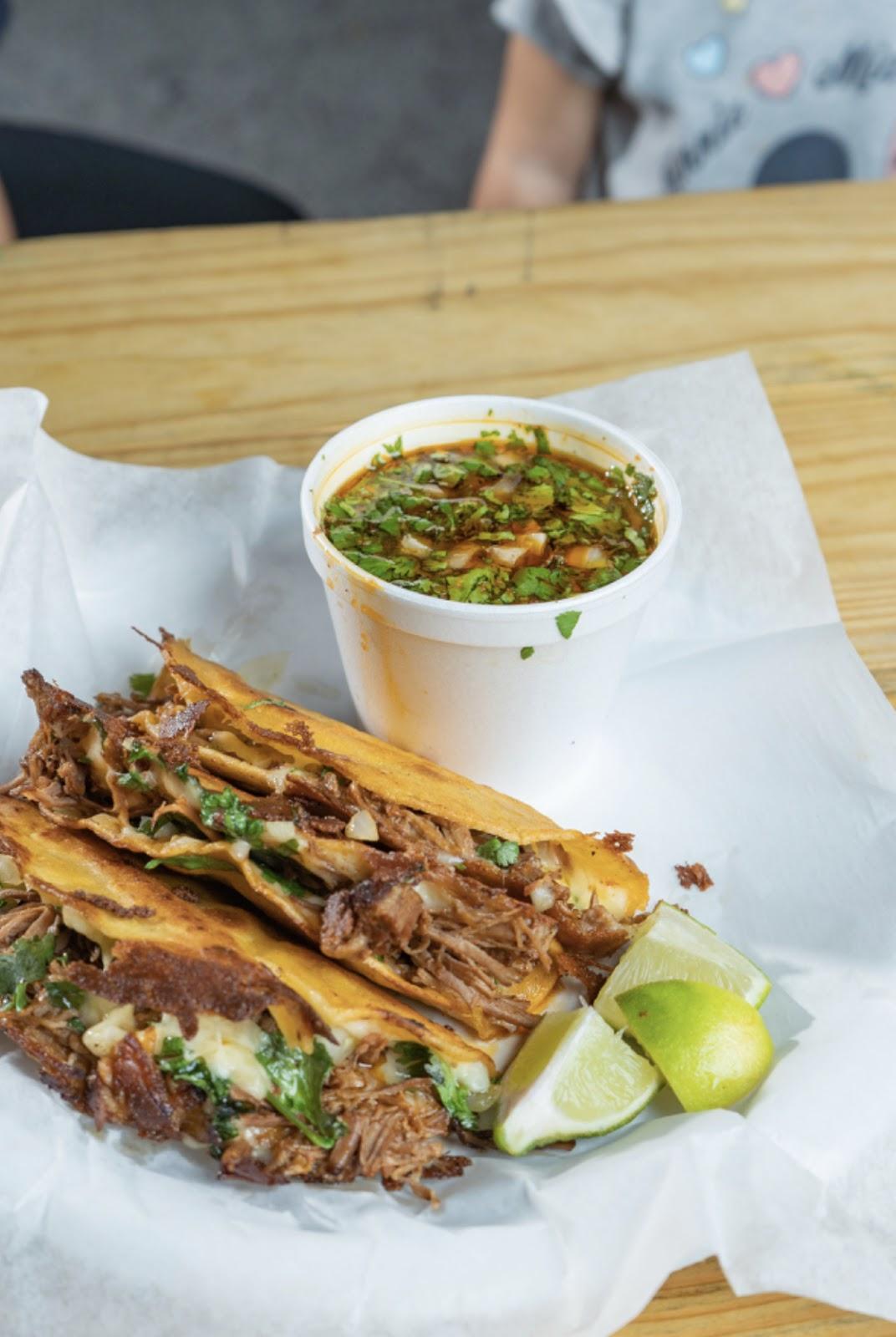 Sr. de los Tacos birria tacos with consomé